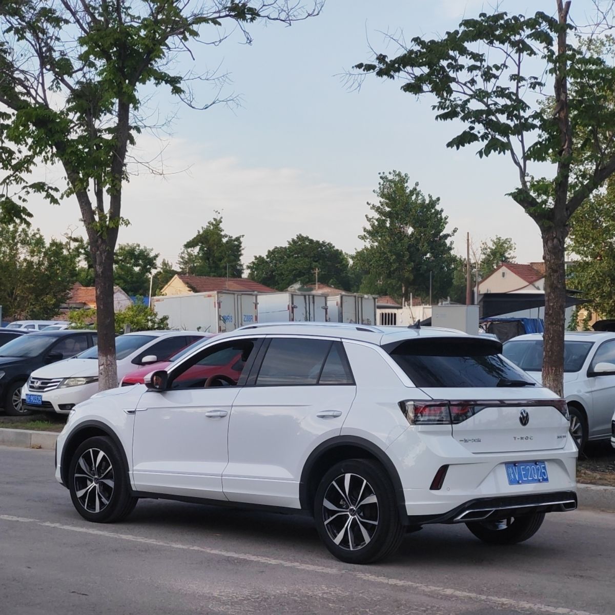 Volkswagen T-Roc 2024 #7 Volkswagen T-Roc 2024 car image #7