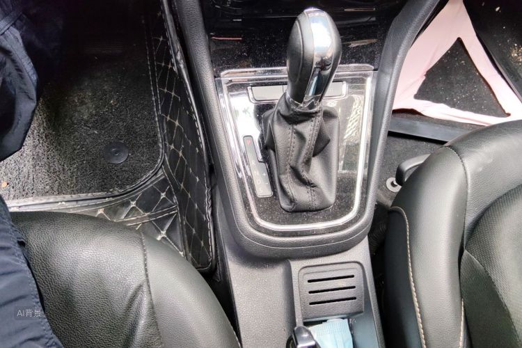 Volkswagen Bora 2016 #16 Volkswagen Bora 2016 car image #16