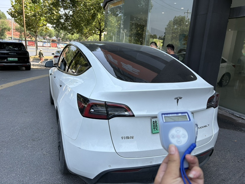 Tesla Model Y 2024 #6 Tesla Model Y 2024 imagen de coche #6