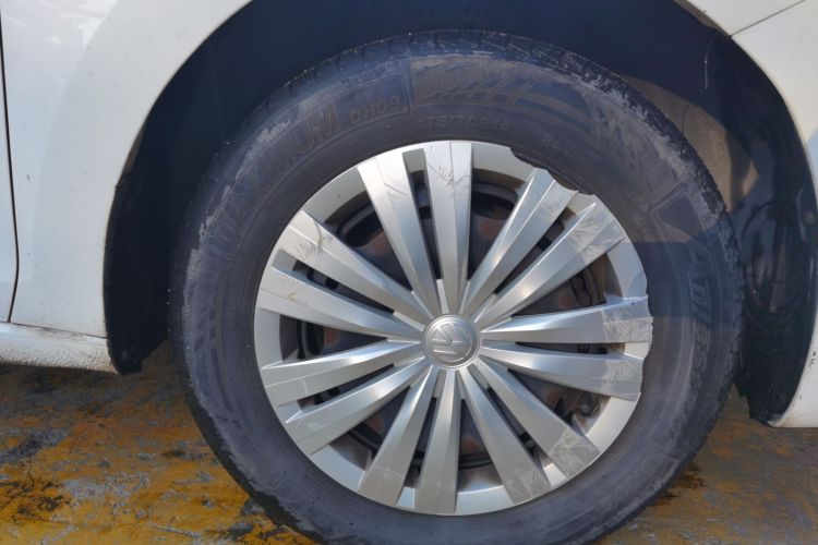 Volkswagen Santana 2019 car image #6