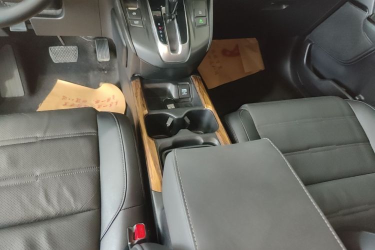 Honda CR-V 2018 immagine di auto #14
