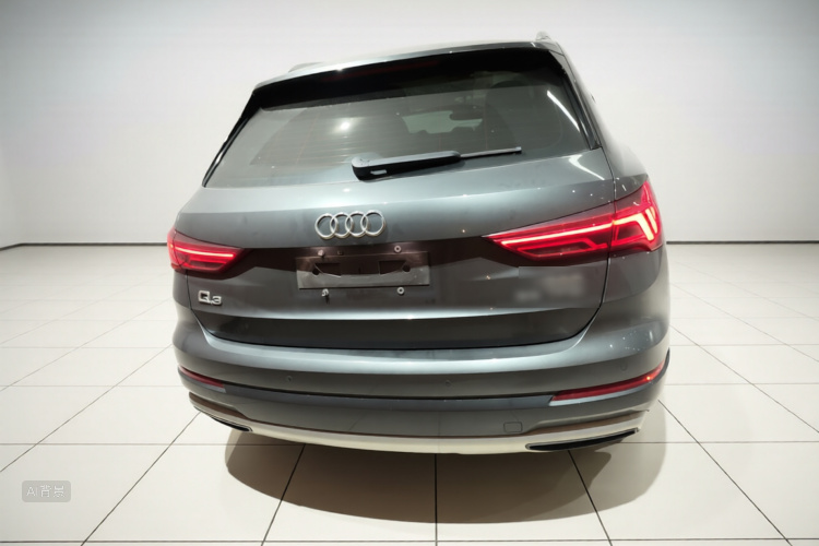 Audi Q3 2021 car image #6