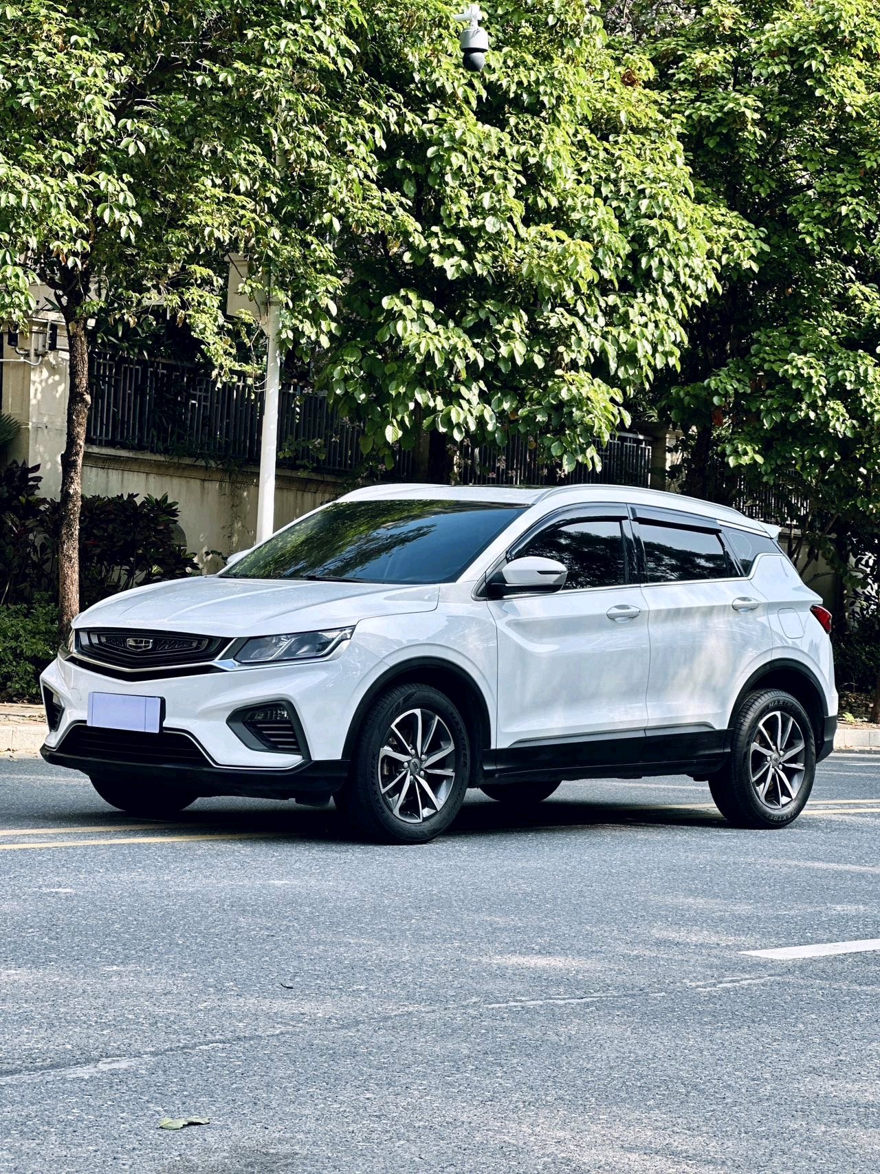 GEELY Coolray 2021 car image 
