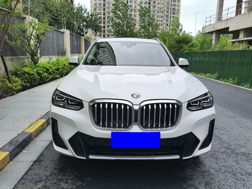 BMW X3 2022 #2 BMW X3 2022 car image #2