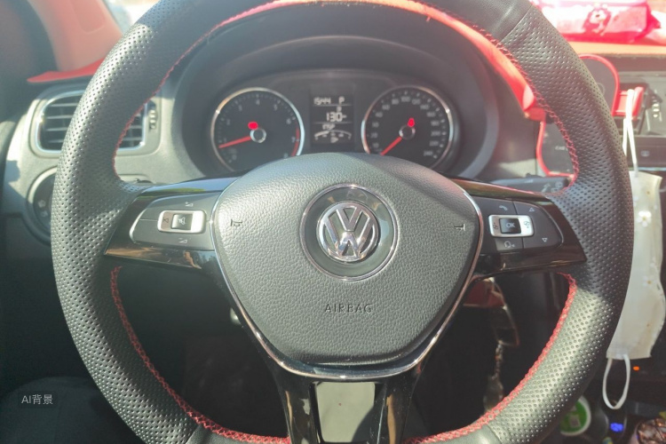 Volkswagen Polo 2017 car image #12