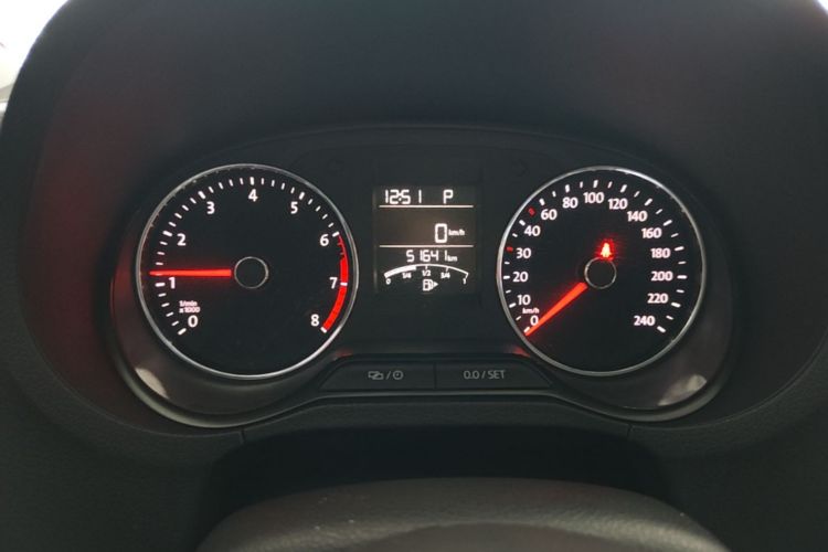 Volkswagen Polo 2018 #12 Volkswagen Polo 2018 car image #12