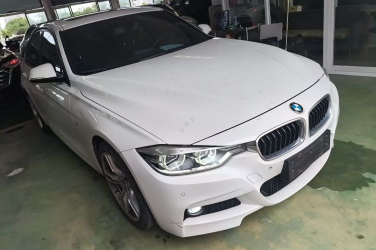 BMW 3 Series 2018 car image #4