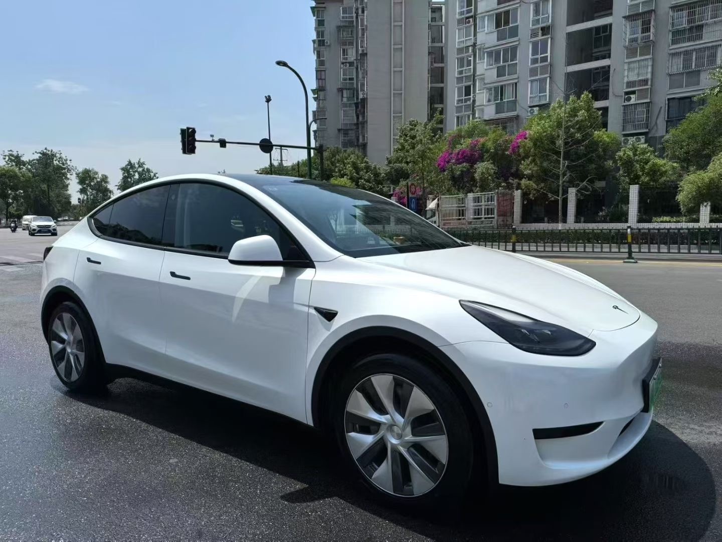 Tesla Model Y 2021 #5 Tesla Model Y 2021 immagine di auto #5