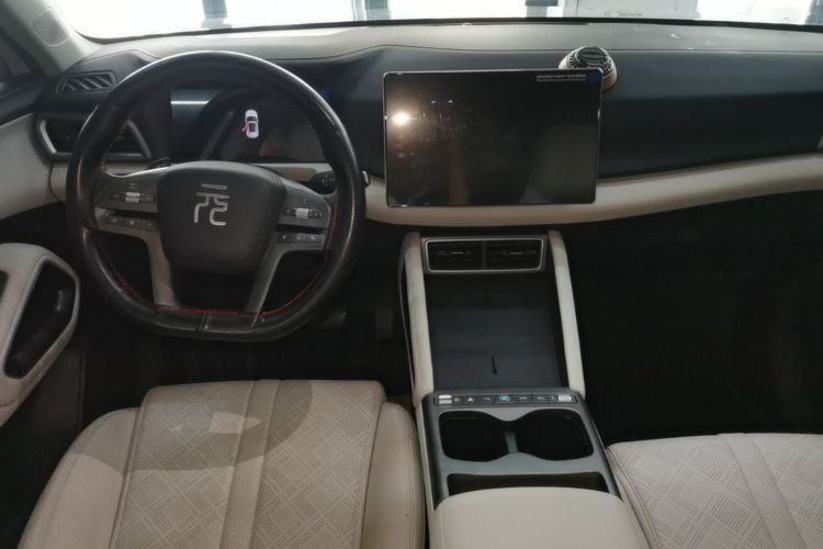 BYD YuanUP 2025 #10 BYD YuanUP 2025 car image #10