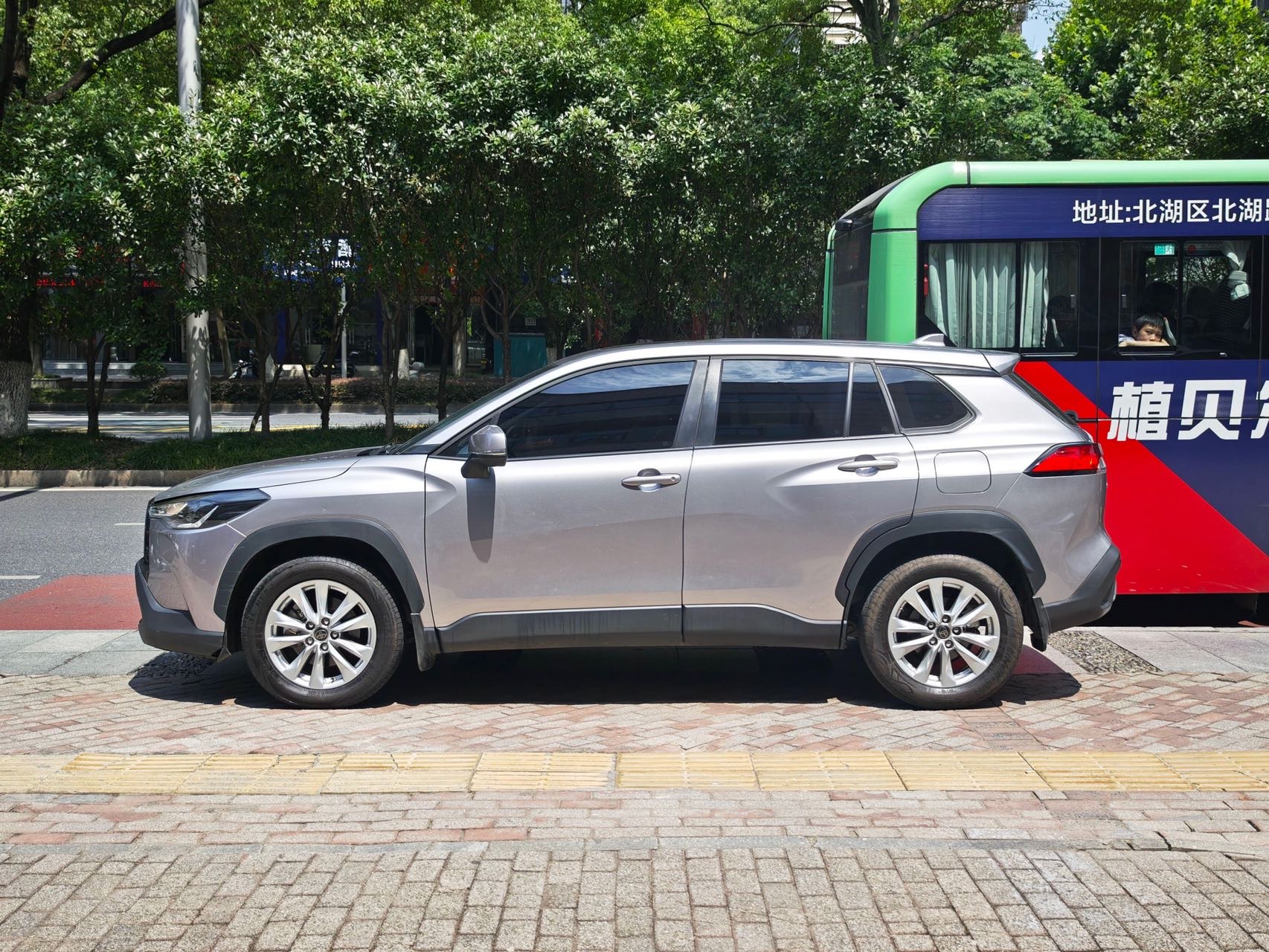 Toyota Corolla Cross 2023 car image #3