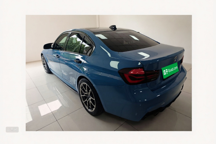 BMW 3 Series 2018 #5 BMW 3 Series 2018 car image #5
