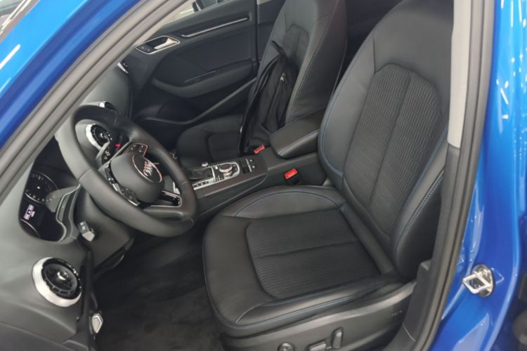 Audi A3 2019 car image #15