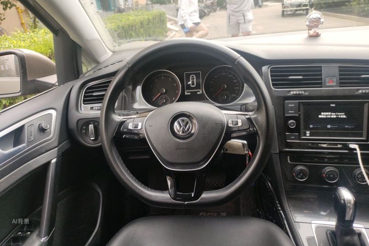Volkswagen Golf 2018 #12 Volkswagen Golf 2018 car image #12