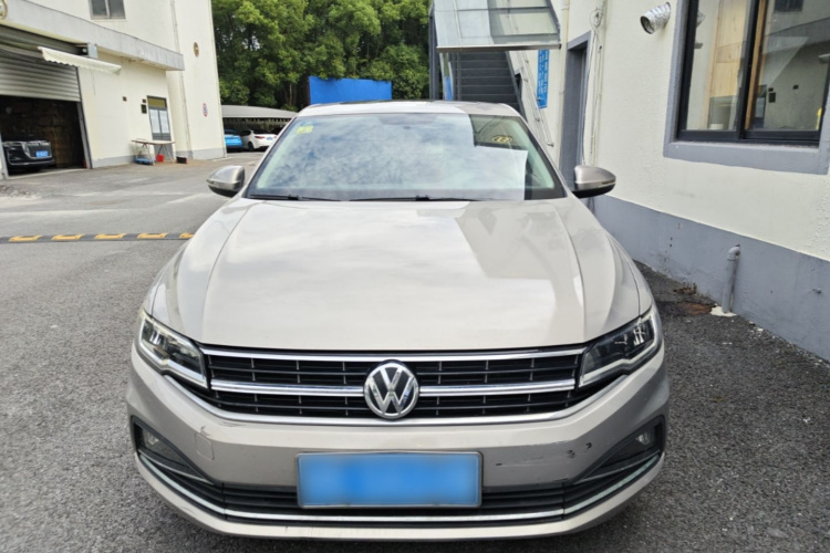 Volkswagen Bora 2019 car image #3