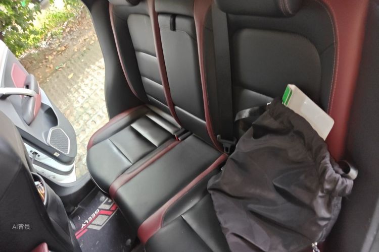 GEELY Coolray 2019 #19 GEELY Coolray 2019 car image #19