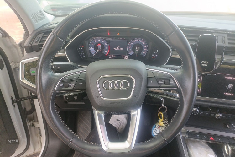 Audi Q3 2019 #12 Audi Q3 2019 car image #12