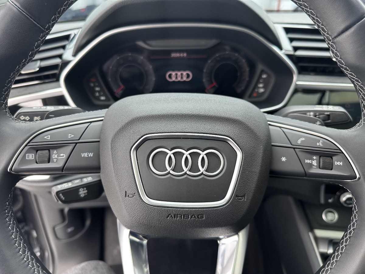 Audi Q3 2023 #13 Audi Q3 2023 car image #13
