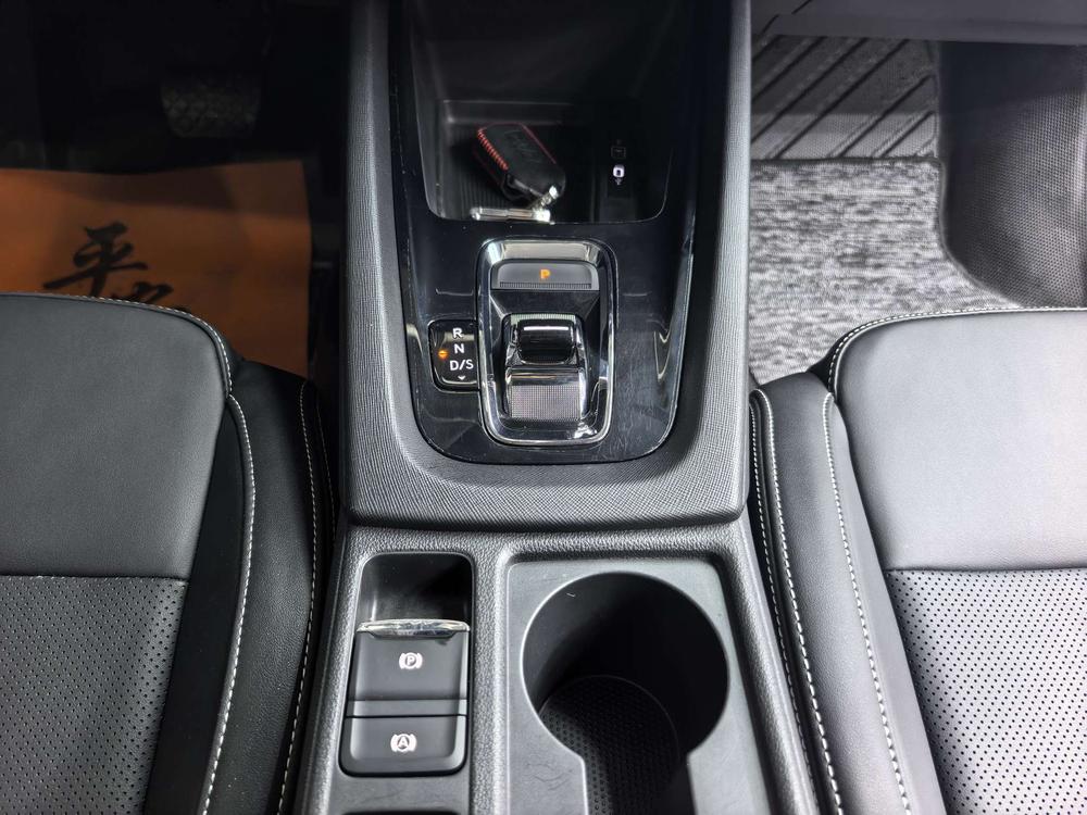 Skoda Octavia 2024 #16 Skoda Octavia 2024 car image #16