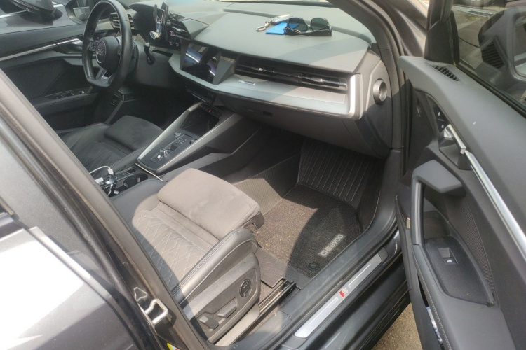 Audi A3 2022 immagine di auto #25