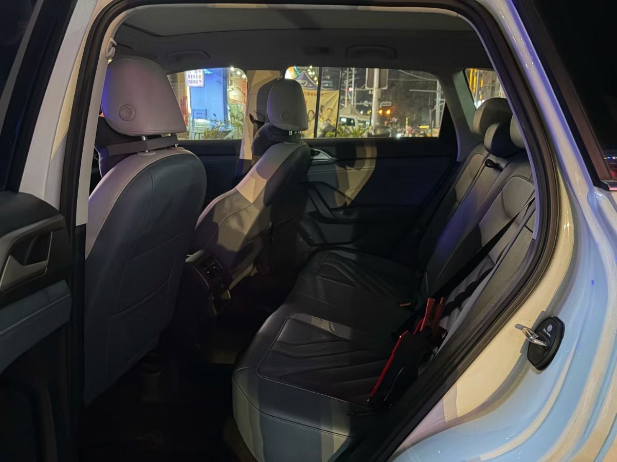 Volkswagen Tharu 2023 car image #3
