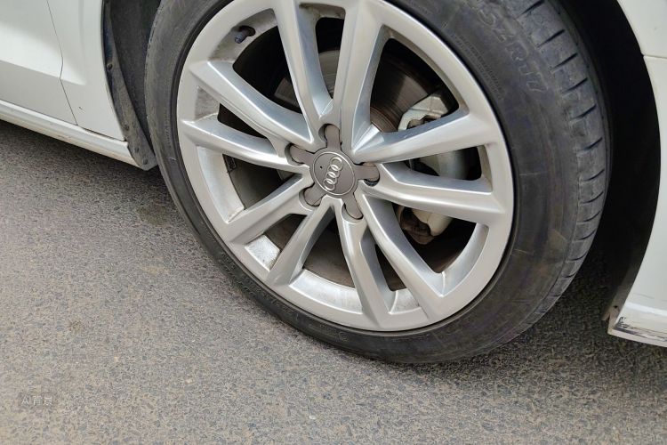 Audi A3 2018 immagine di auto #9