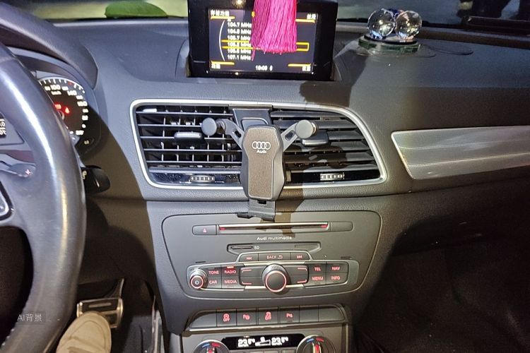 Audi Q3 2017 #15 Audi Q3 2017 car image #15