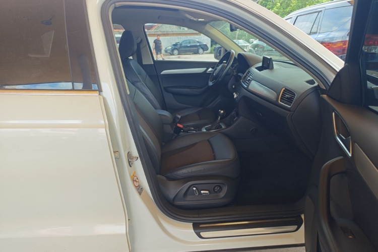 Audi Q3 2017 #24 Audi Q3 2017 car image #24