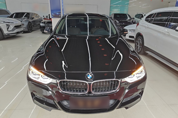 BMW 3 Series 2018 #3 BMW 3 Series 2018 car image #3