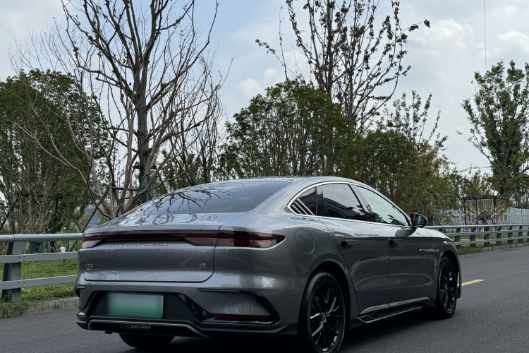 BYD Han 2024 immagine di auto #5