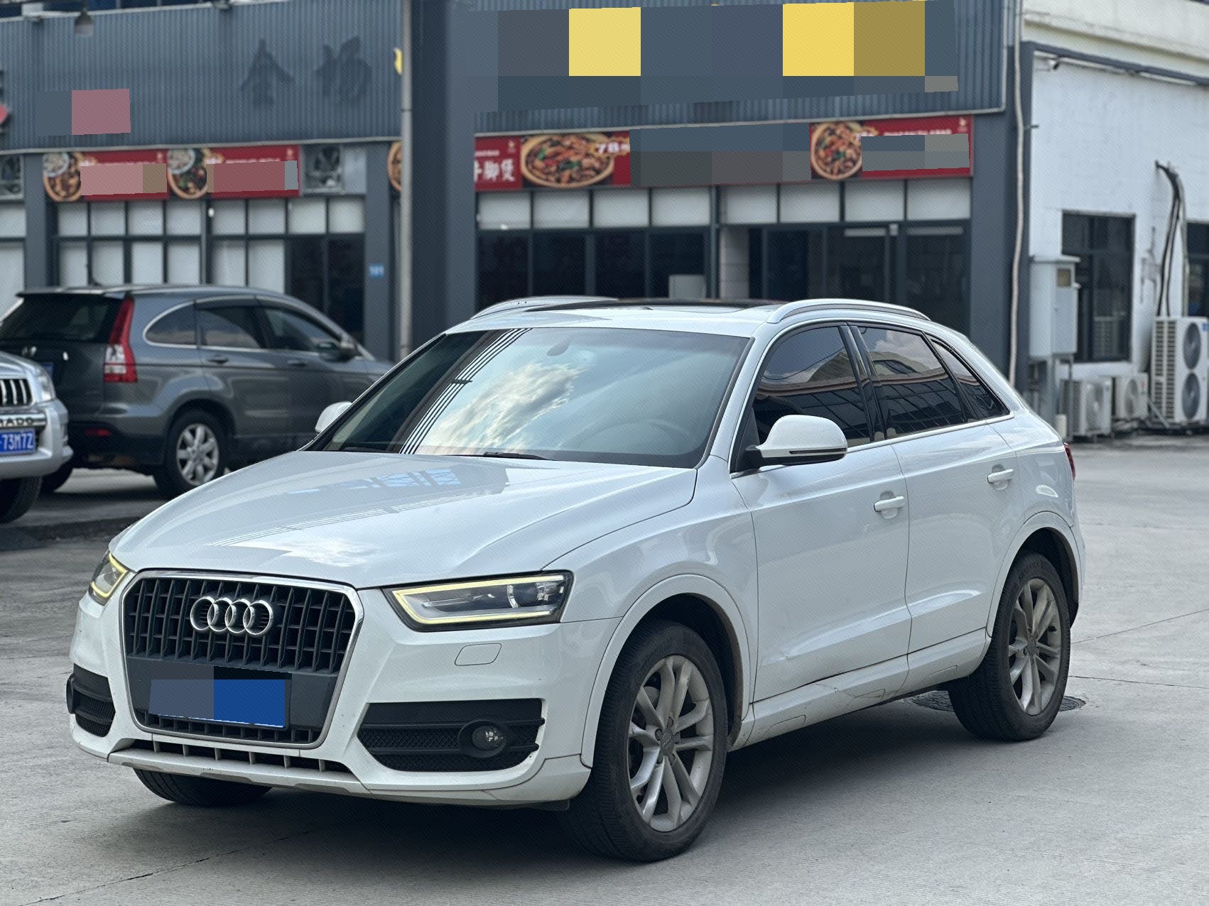 Audi Q3 2014 car image 