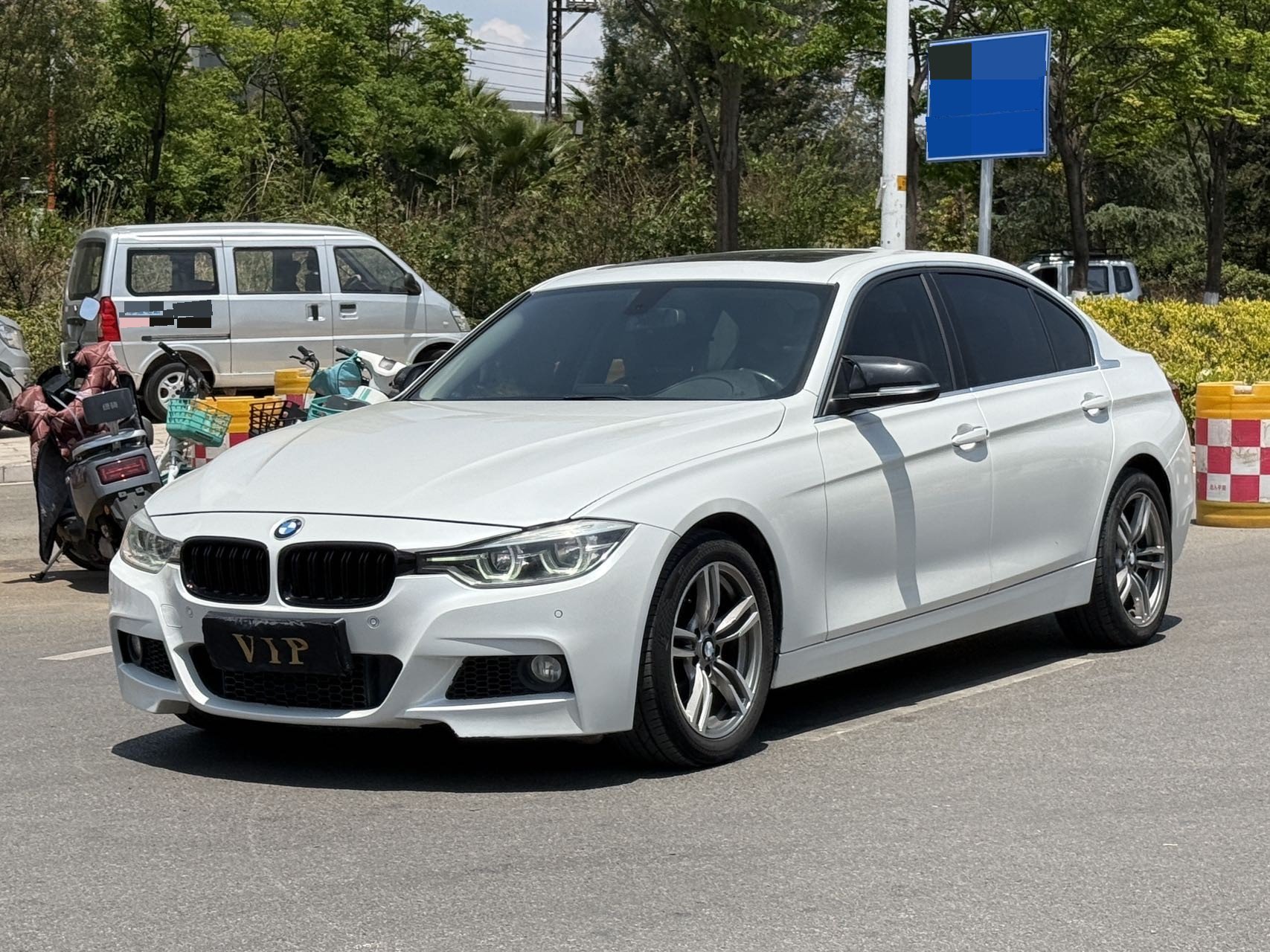 BMW 3 Series 2017 汽车图片 