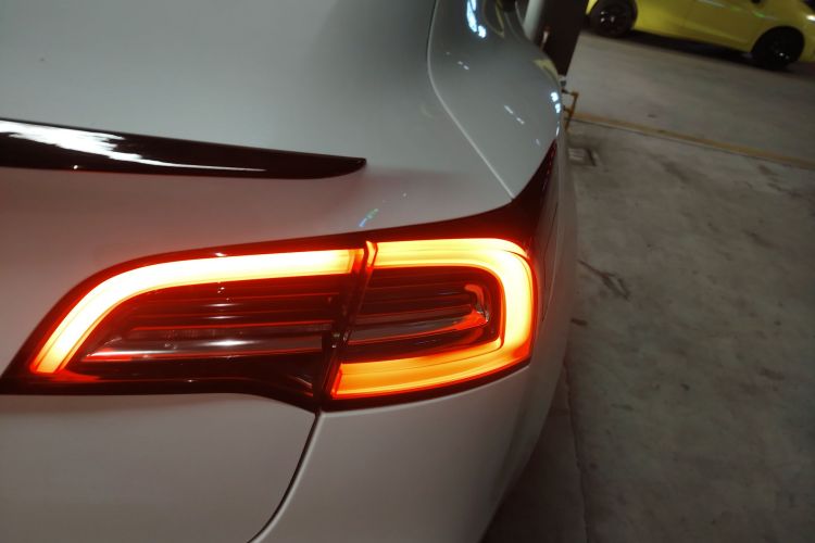 Tesla Model 3 2021 #8 Tesla Model 3 2021 car image #8