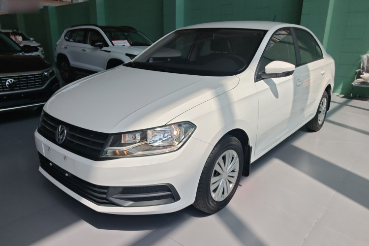 Volkswagen Santana 2019 car image #2