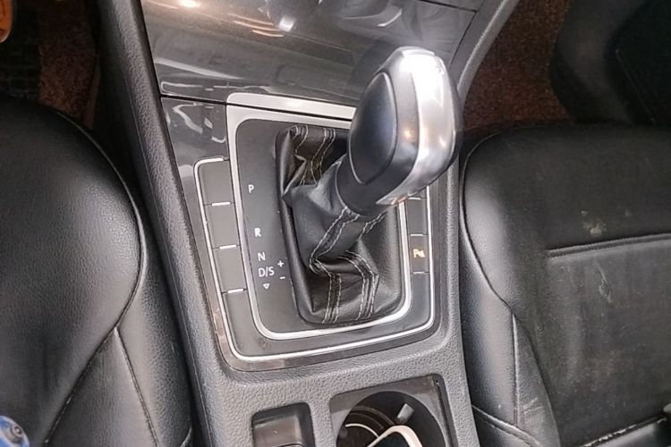 Volkswagen Golf 2017 #16 Volkswagen Golf 2017 car image #16