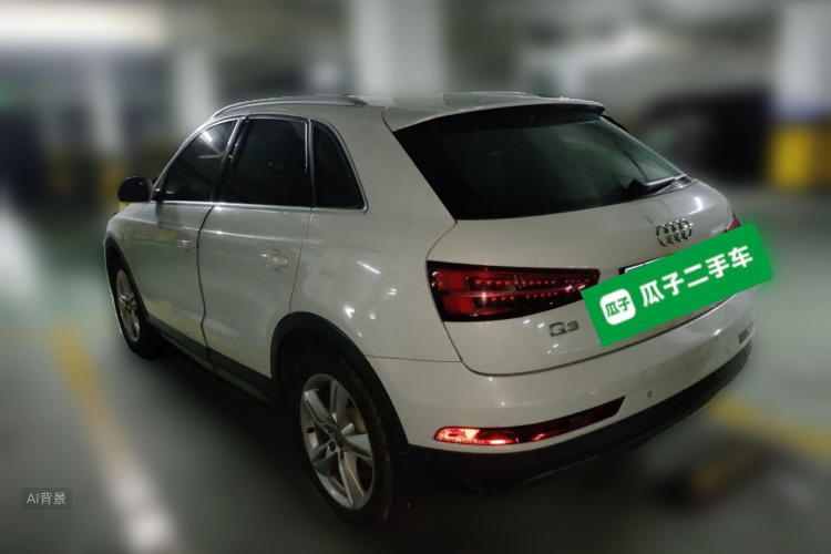 Audi Q3 2018 car image #5