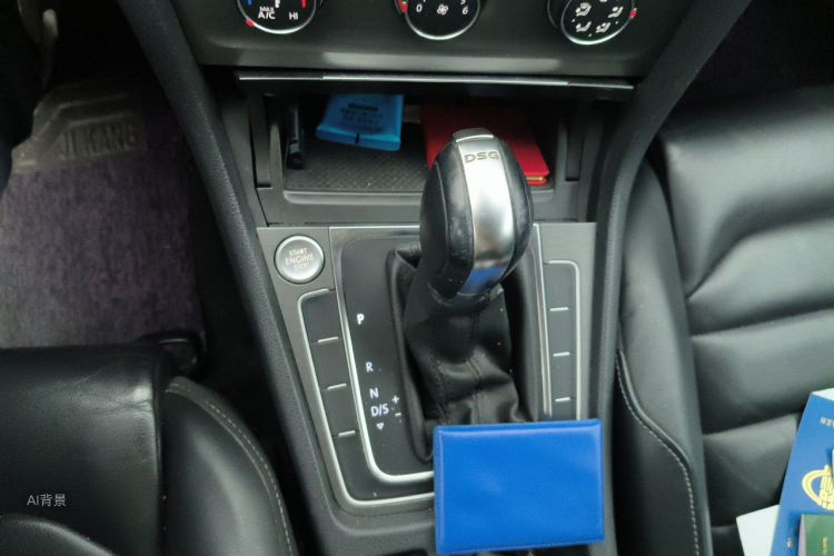 Volkswagen Golf 2016 car image #16