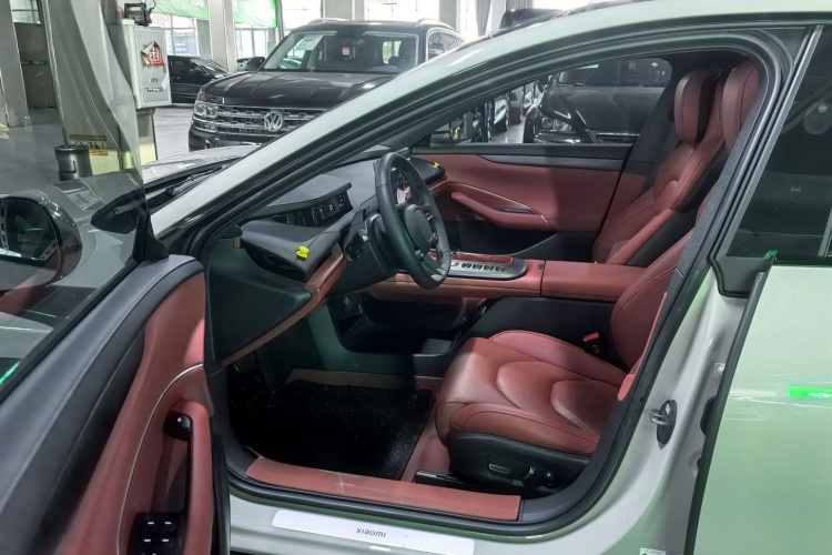 MI SU7 2025 car image #15