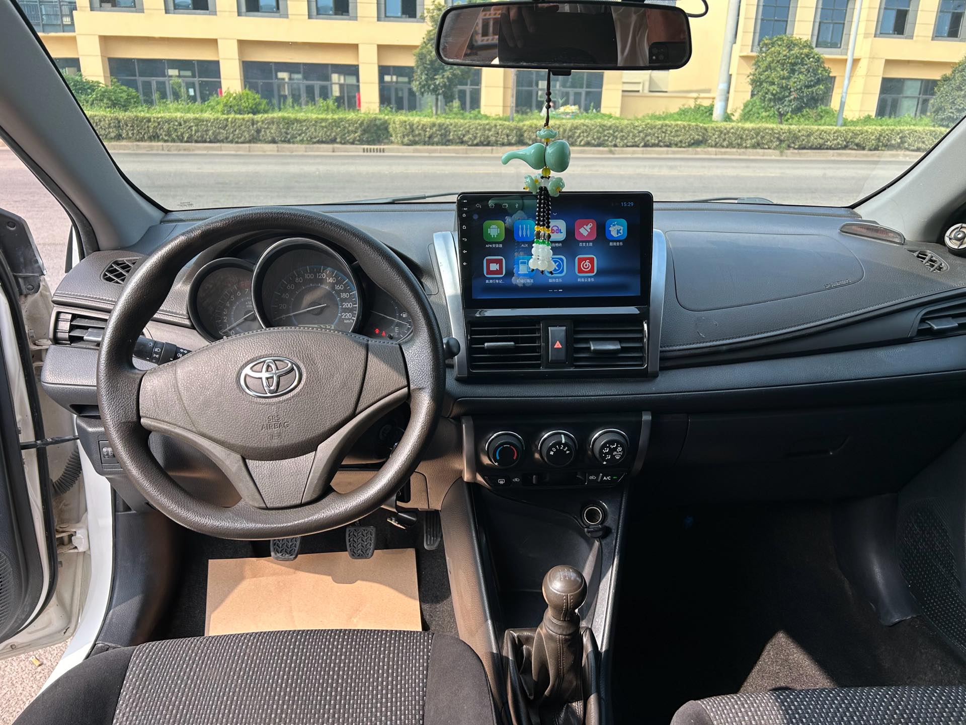 Toyota Vios 2014 car image #6