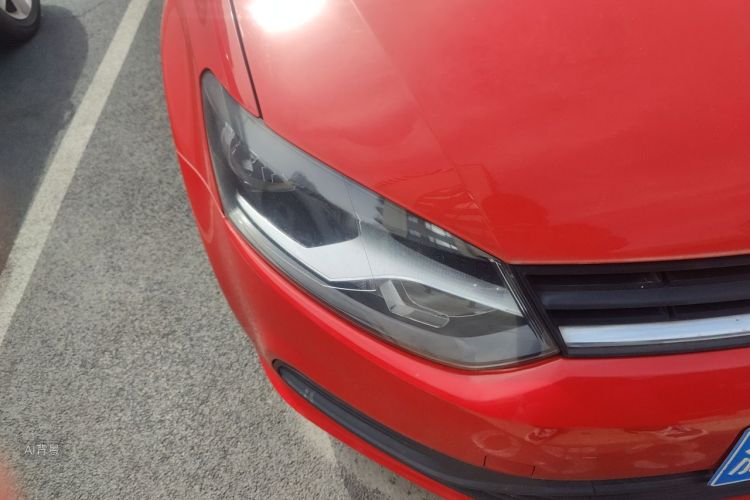 Volkswagen Polo 2018 car image #8