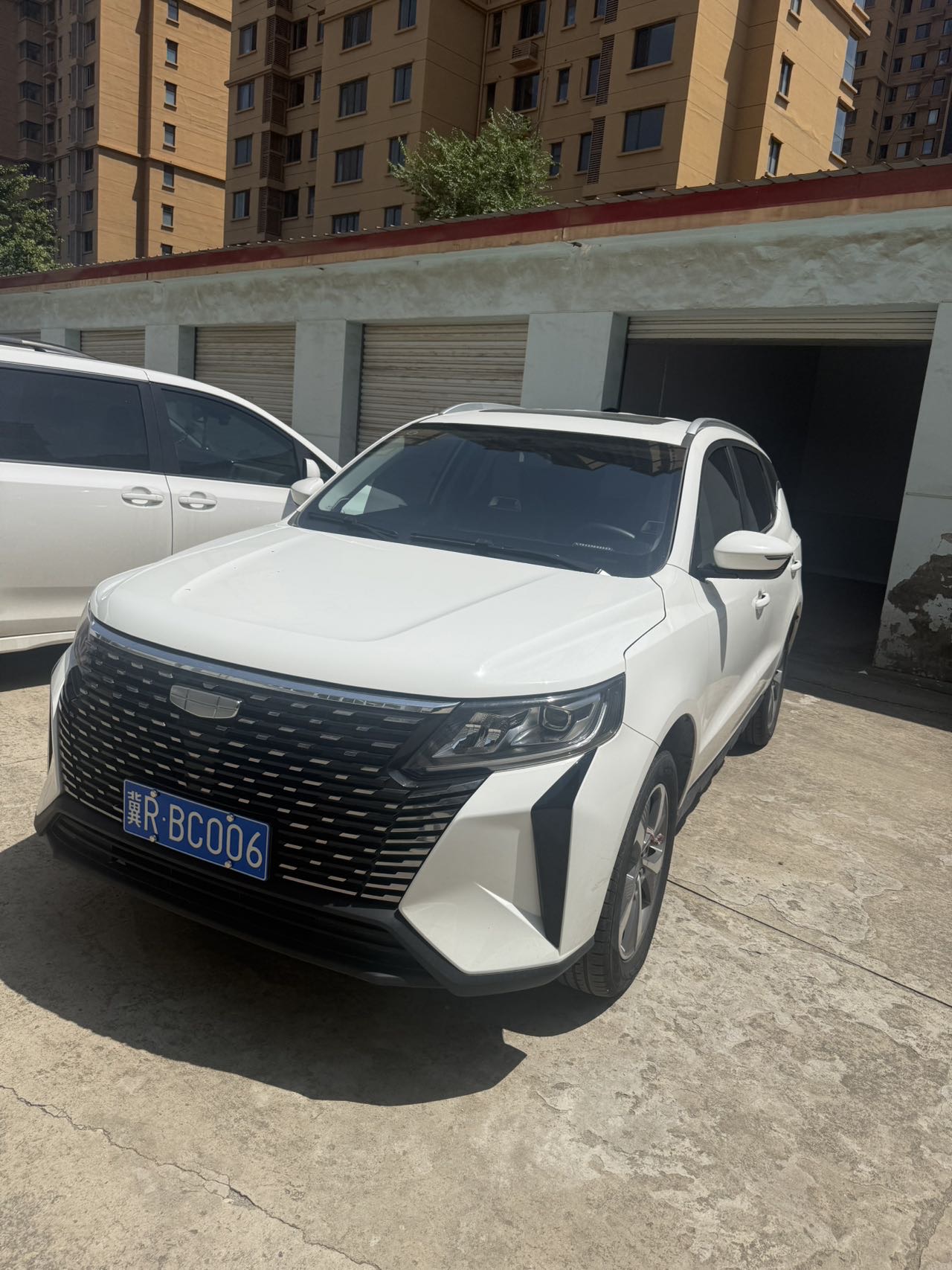 GEELY OkavangoPRO 2024 car image 