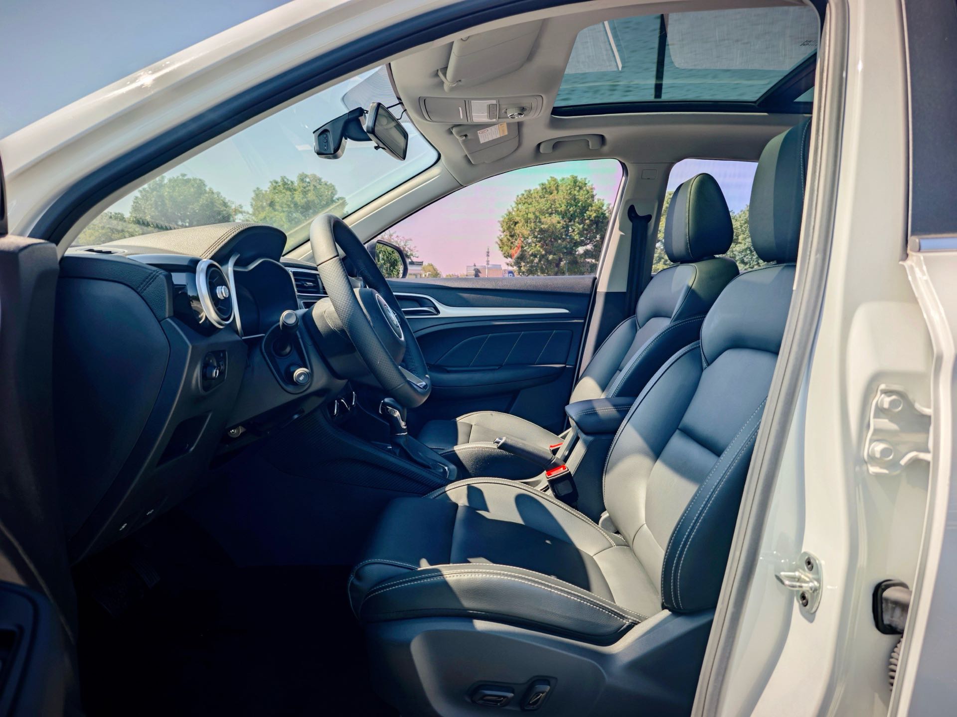 MG ZS 2019 #9 MG ZS 2019 car image #9