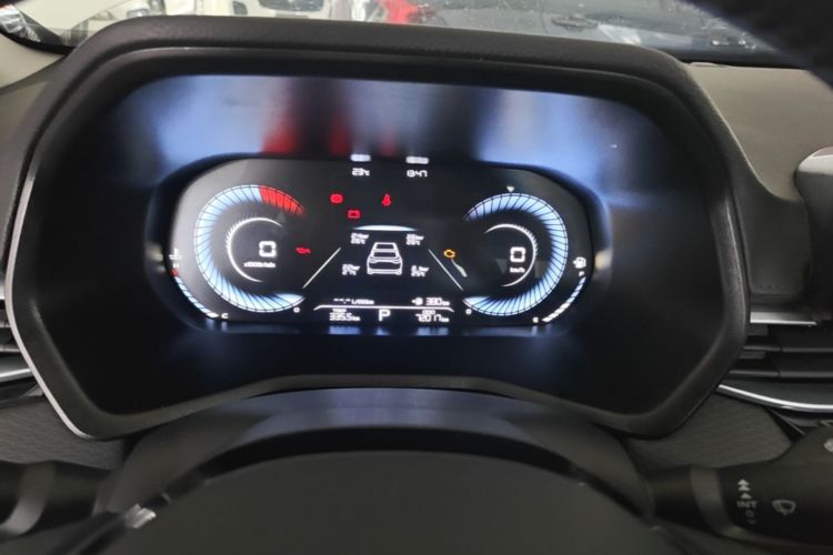 GEELY Emgrand 2021 car image #12