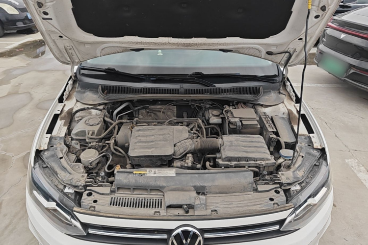 Volkswagen Polo 2021 car image #20