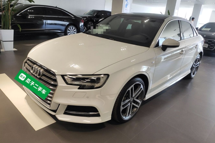 Audi A3 2020 car image #2