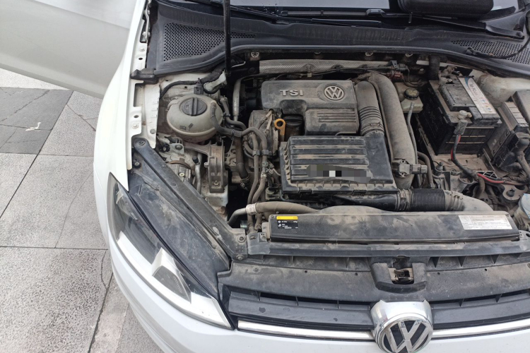 Volkswagen Golf 2016 car image #28