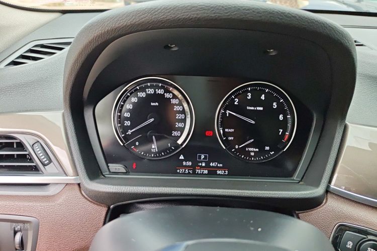 BMW X1 2019 #13 BMW X1 2019 car image #13