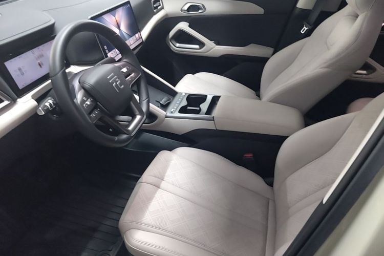 BYD YuanUP 2025 car image #15