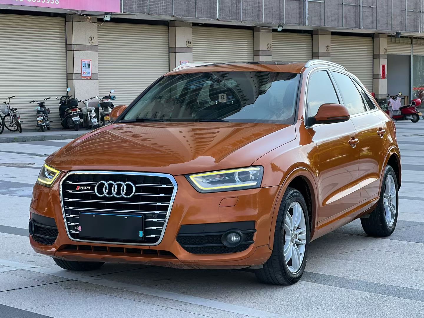 Audi Q3 2013 Audi Q3 2013 immagine di auto