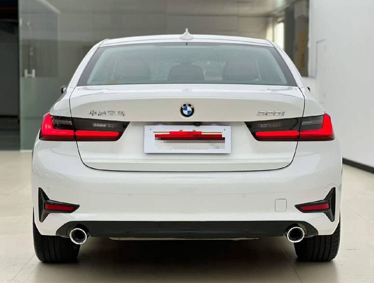 BMW 3 Series 2022 car image #11