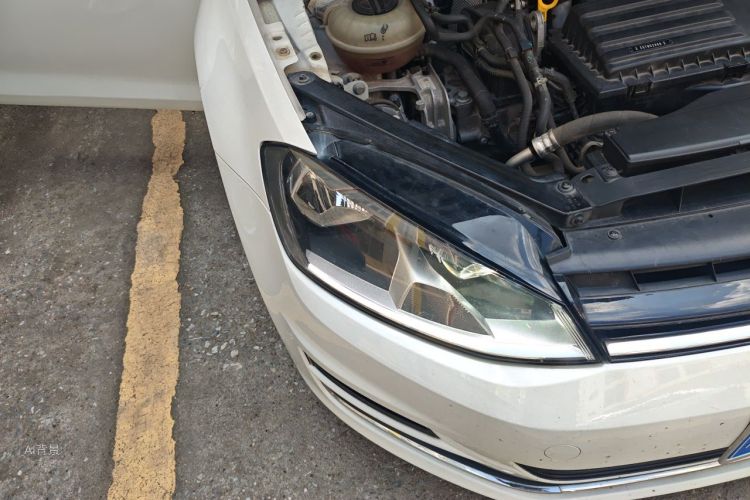 Volkswagen Golf 2016 car image #8
